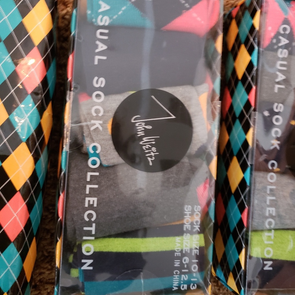 John Weitz Casual Happy Socks BNIB 5 Pair Per Box